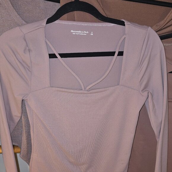 Abercrombie & Fitch Bodysuits - Picture 5 of 7